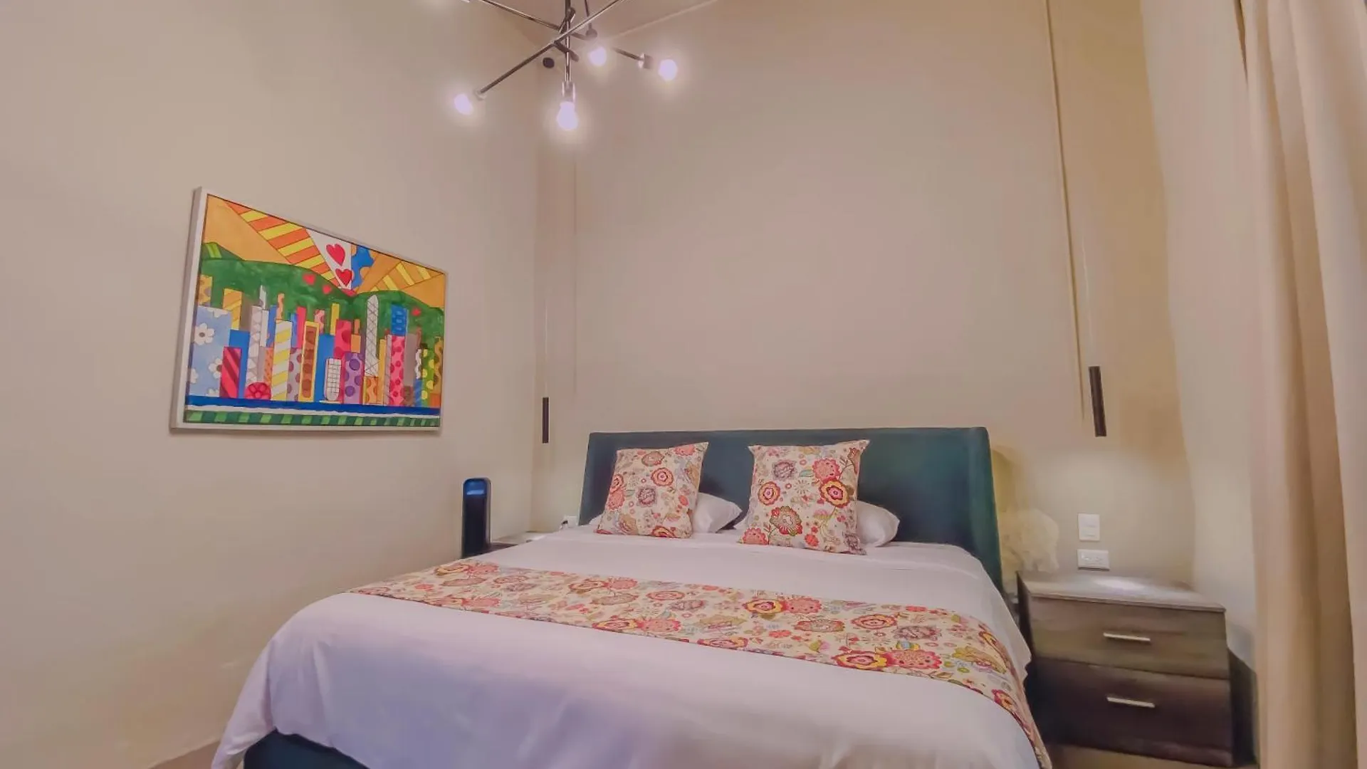 מלון פואבלה Casa Sta Ines