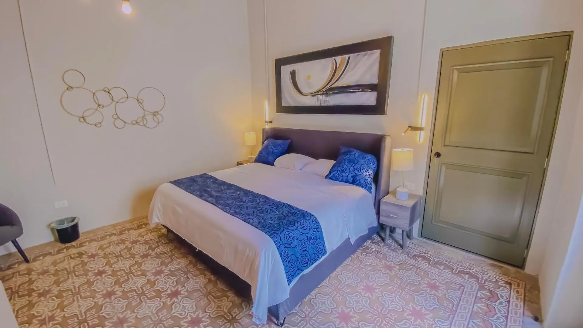 מלון פואבלה Casa Sta Ines